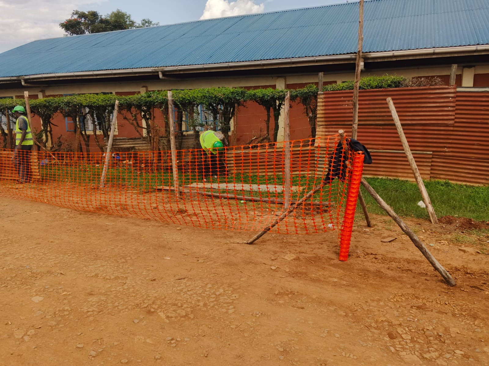 Perimeter wall